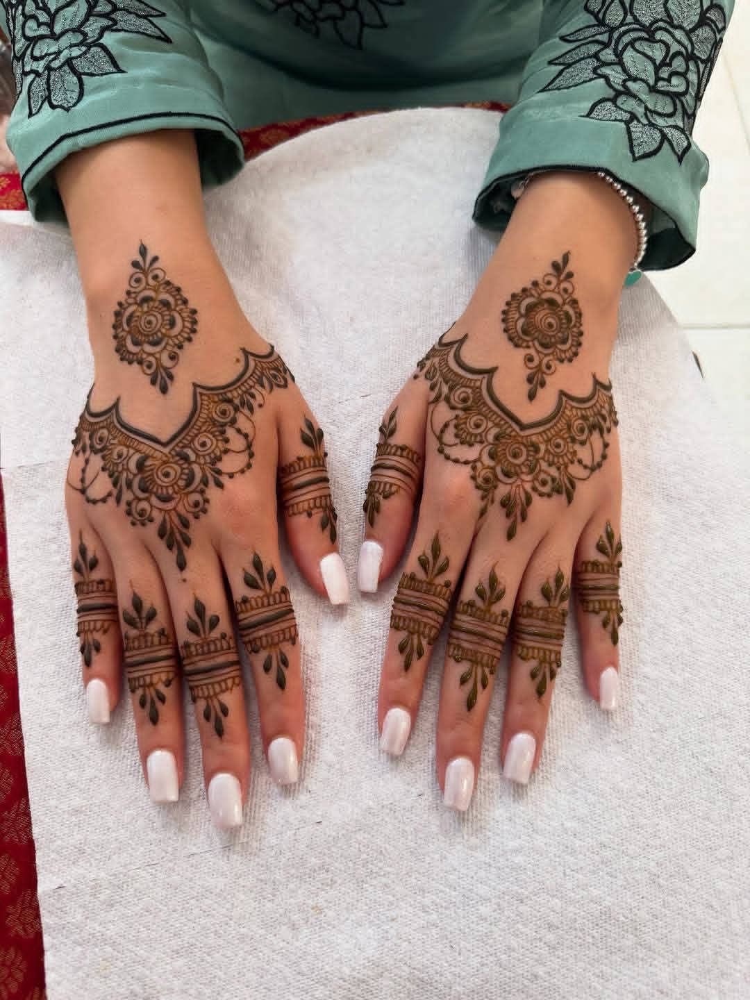 Henna Art