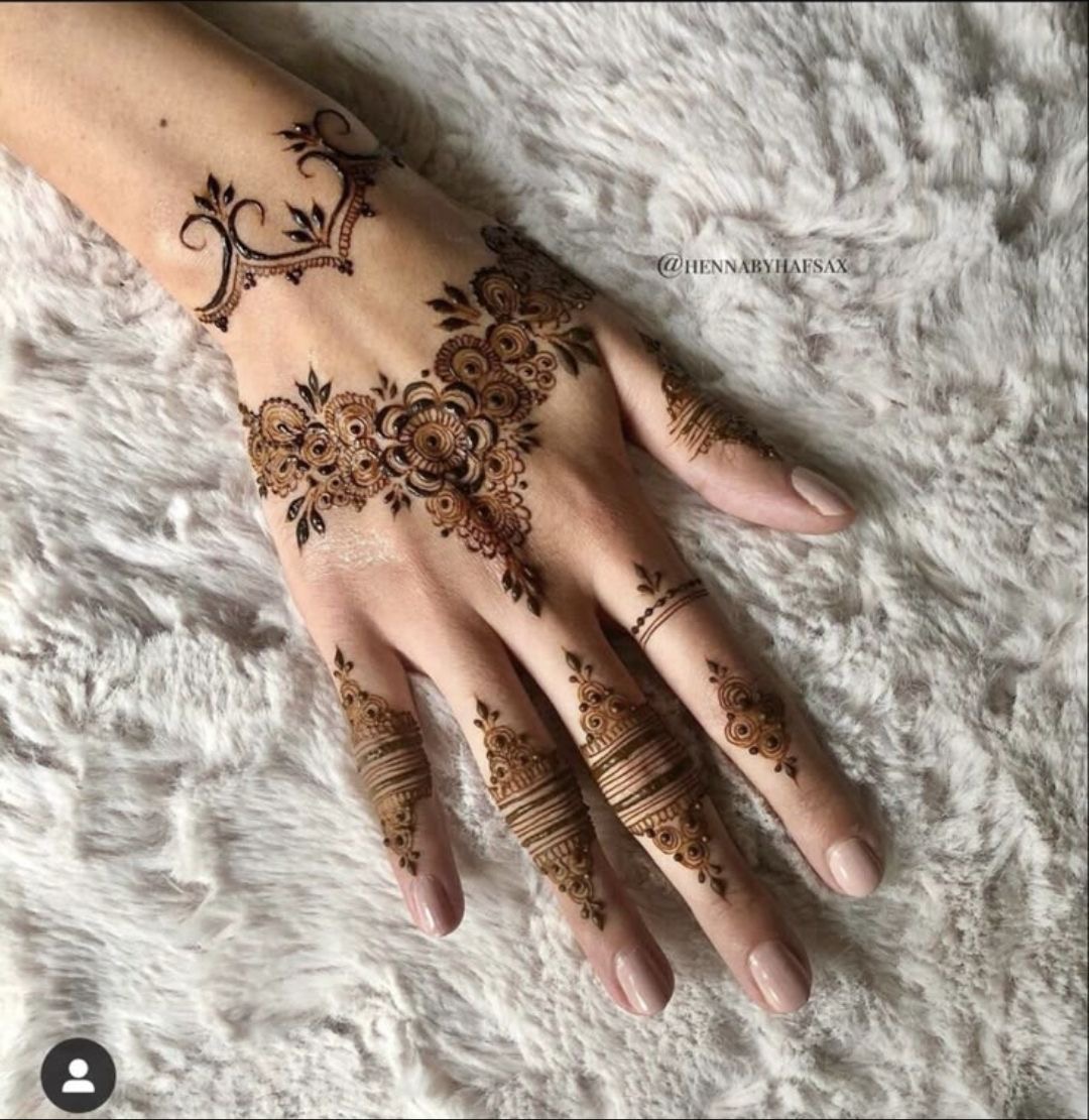Henna Art